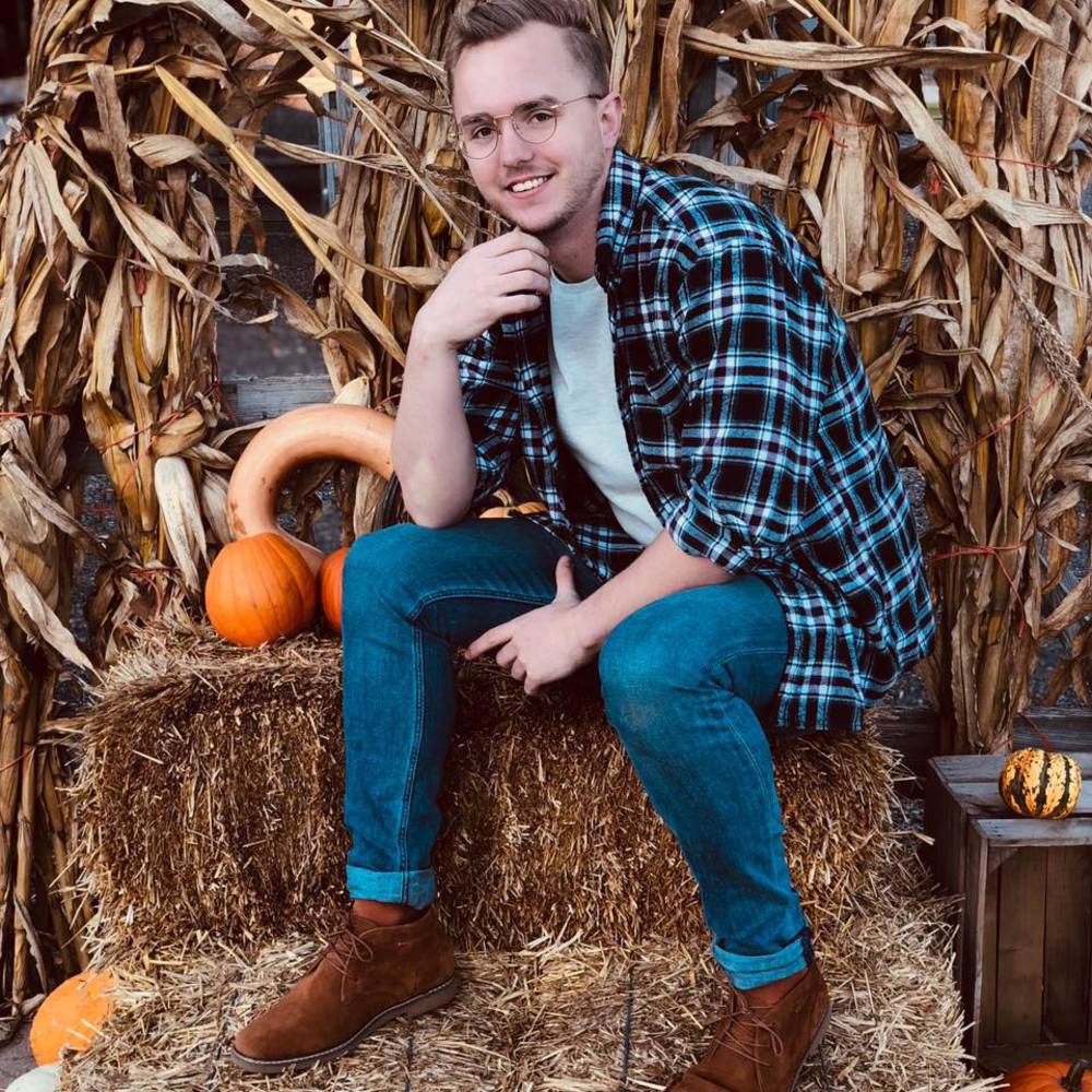 Meet your Posher, Austin